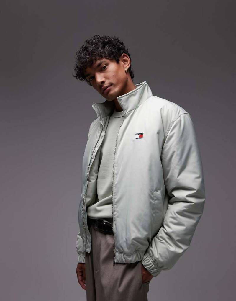 Tommy Jeans - Essential - Wattierte Jacke in Salbeigrün von Tommy Jeans