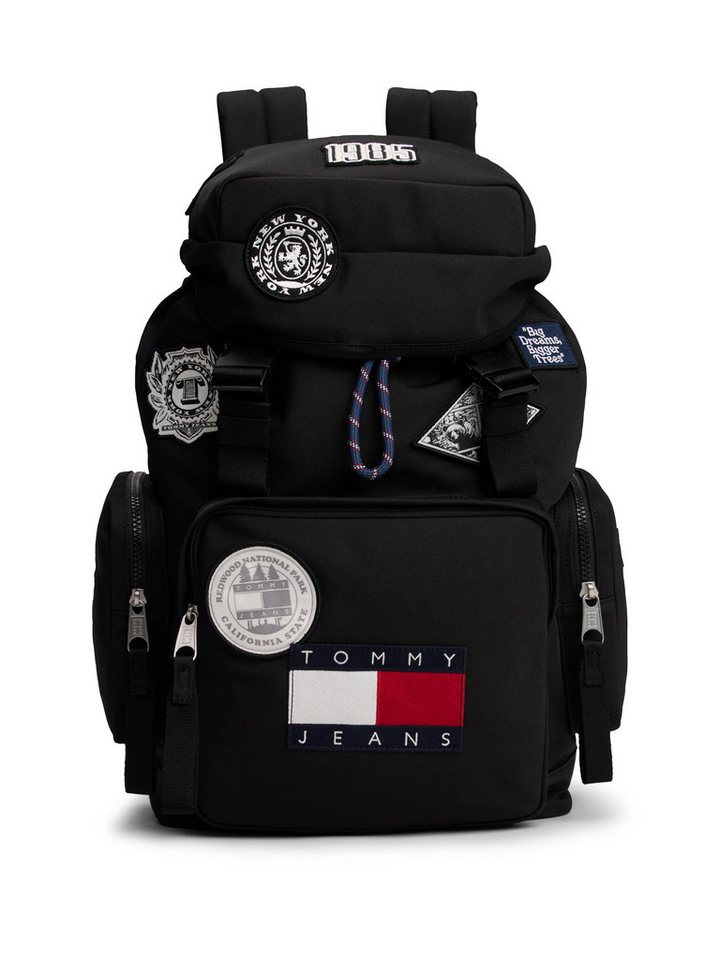 Tommy Jeans Freizeitrucksack TJM ARCHIVE TREK SOLID BACKPACK, Unisex Rolltop-Rucksack, Travelrucksack, Wanderrucksack mit Patches von Tommy Jeans