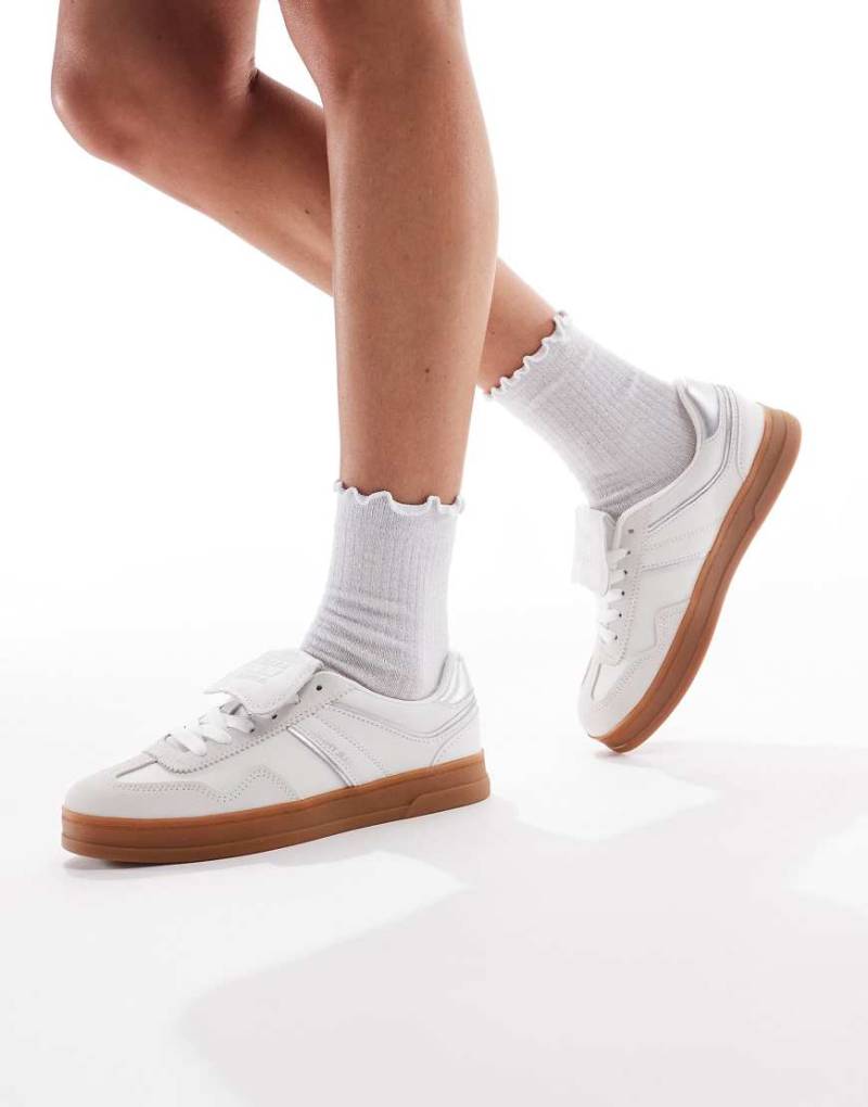 Tommy Jeans - Greenwich - Sneaker in Weiß und Silber mit Gummisohle von Tommy Jeans