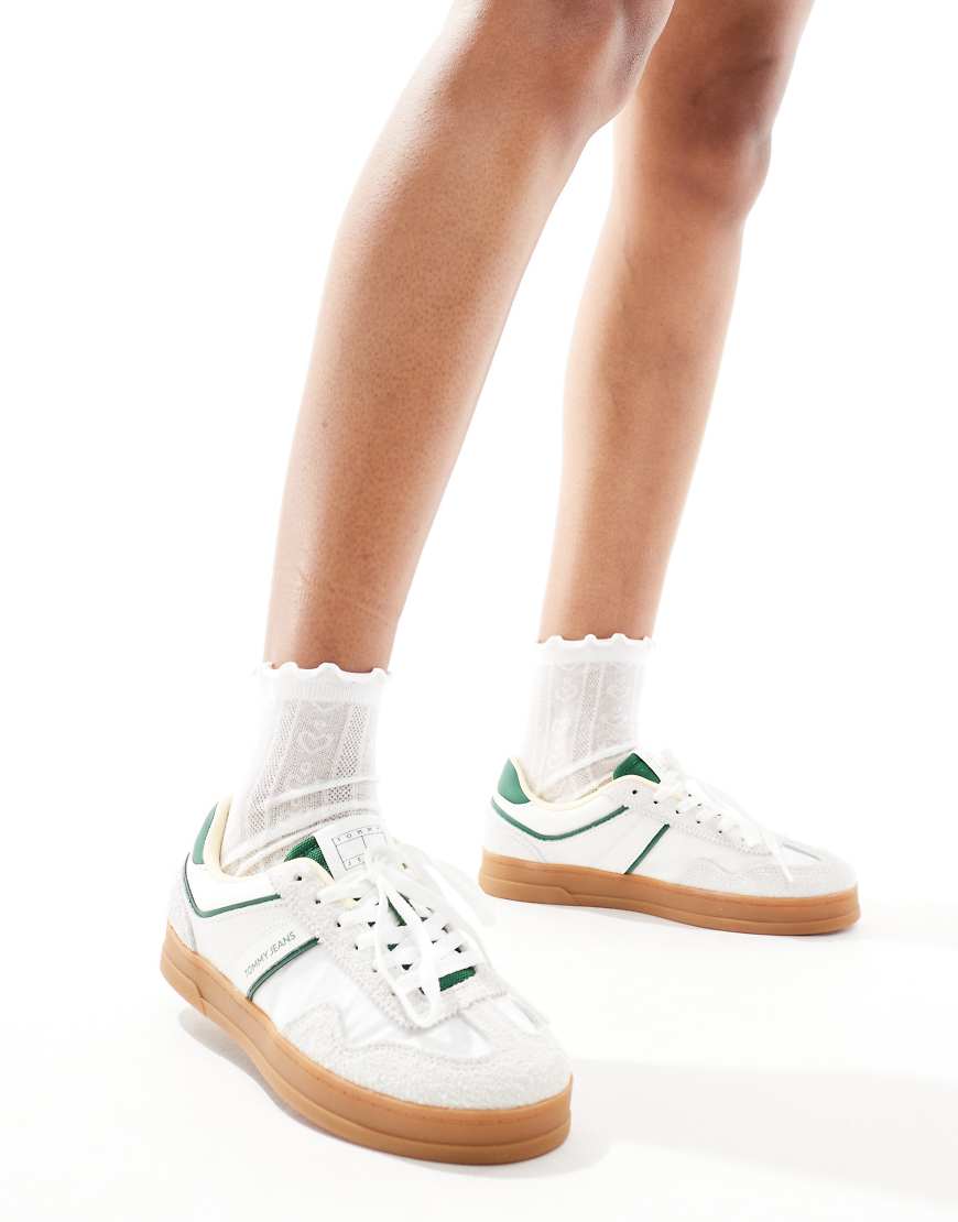 Tommy Jeans - Greenwich - Low-Top-Sneaker in Wollweiß und Grün mit Gummisohle-Neutral von Tommy Jeans