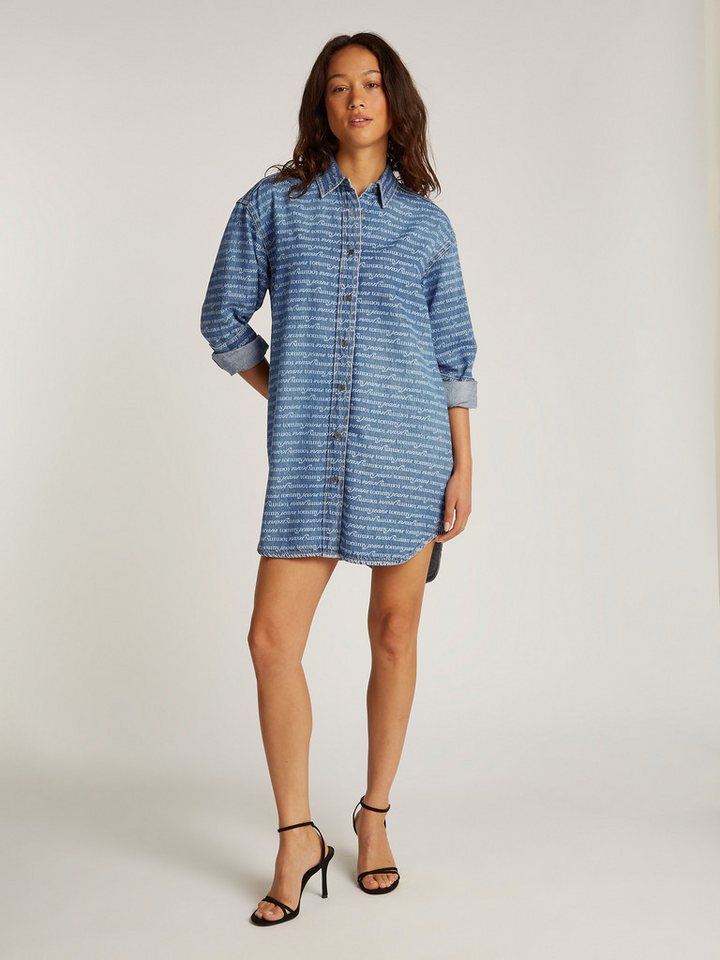 Tommy Jeans Hemdblusenkleid RELAXED SHIRT DRESS AI6056 EXT mit Allover-Brand-Muster von Tommy Jeans