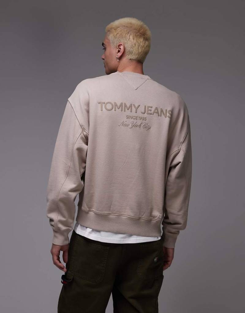 Tommy Jeans - Kastiges legeres Sweatshirt in Beige-Neutral von Tommy Jeans