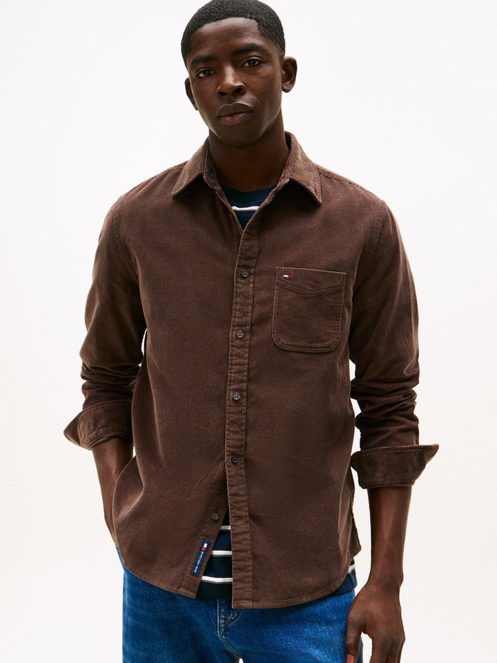 Tommy Jeans Langarmhemd TJM BABY CORD Kentkragen, regular fit von Tommy Jeans