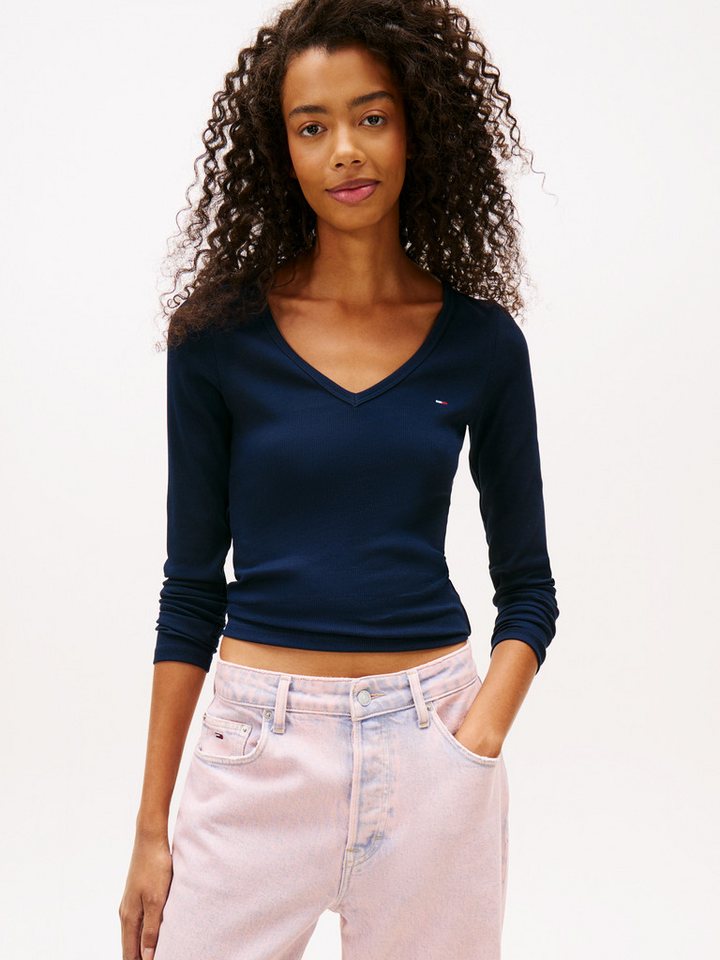 Tommy Jeans Langarmshirt TJW SLIM ESSENTIAL RIB V LS mit Logostickerei von Tommy Jeans