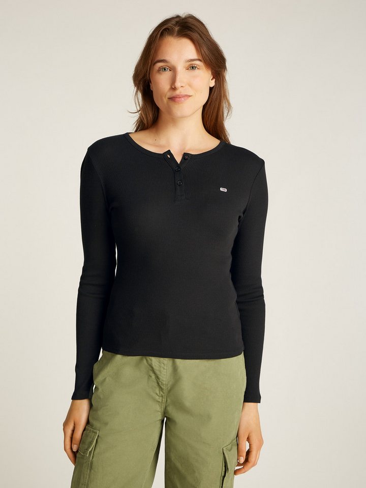 Tommy Jeans Langarmshirt TJW SLM BUTTON RIB C-NECK LS EXT mit Logostickerei Tommy Jeans Langarmshirt TJW SLM BUTTON RIB C-NECK LS EXT mit Logostickerei von Tommy Jeans