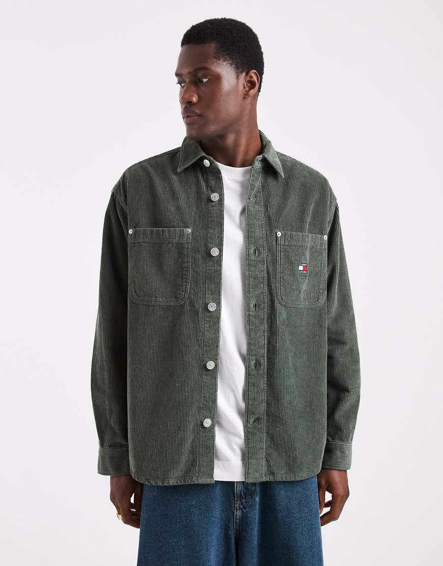 Tommy Jeans - Locker geschnittenes Hemd aus Cord in Khakigrün von Tommy Jeans