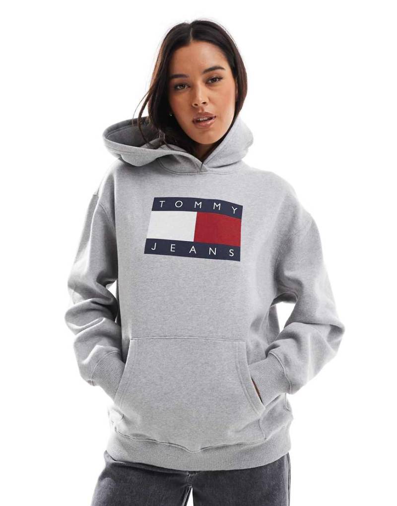 Tommy Jeans - Mélange - Locker geschnittener Kapuzenpullover in Grau von Tommy Jeans