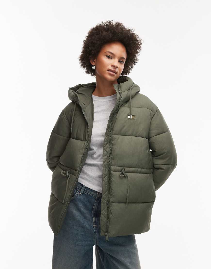 Tommy Jeans - Mittellange Steppjacke in Grün von Tommy Jeans
