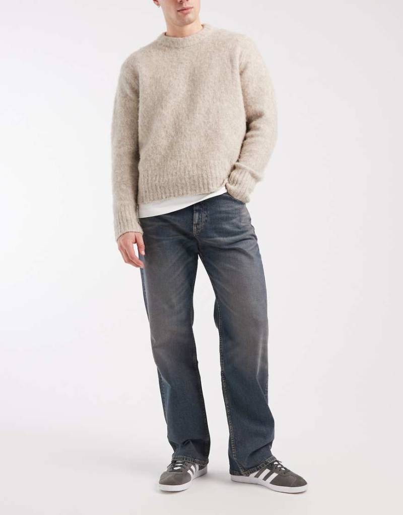 Tommy Jeans - Otis - Regular-Fit-Jeans in verwaschenem Mittelblau mit geradem Bein von Tommy Jeans