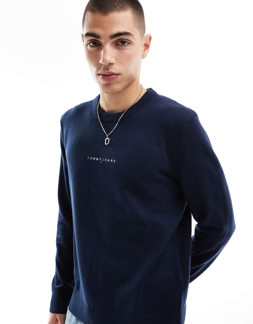Tommy Jeans - Pullover in Marineblau mit linearem Logo Tommy Jeans - Pullover in Marineblau mit linearem Logo von Tommy Jeans