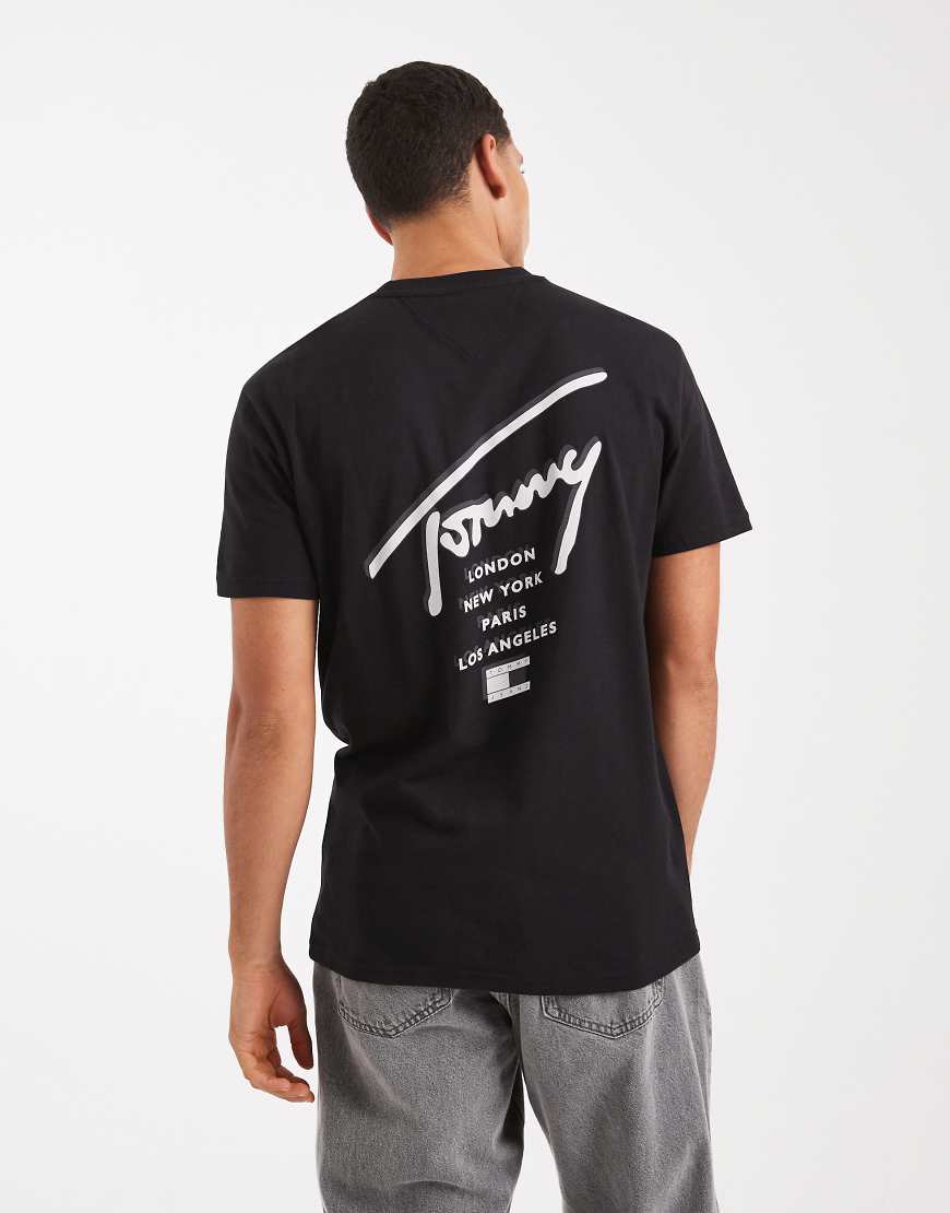 Tommy Jeans - Regular-Fit-T-Shirt in Schwarz mit Signatur-Rückenprint von Tommy Jeans