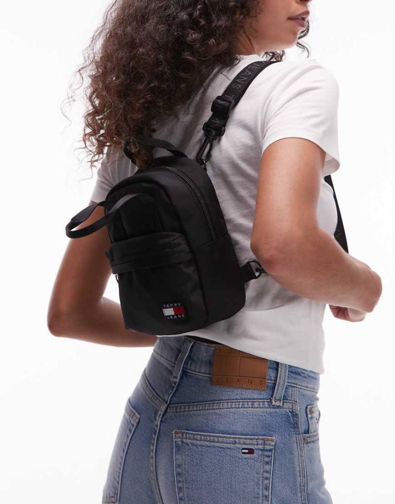 Tommy Jeans - Rucksack in Schwarz mit zwei Tragemöglichkeiten von Tommy Jeans