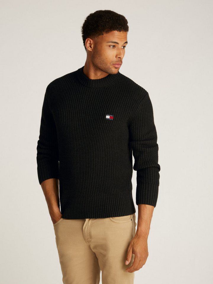 Tommy Jeans Rundhalspullover TJM REG BADGE TEXTURED CNECK EXT in Unifarbe Tommy Jeans Rundhalspullover TJM REG BADGE TEXTURED CNECK EXT in Unifarbe von Tommy Jeans