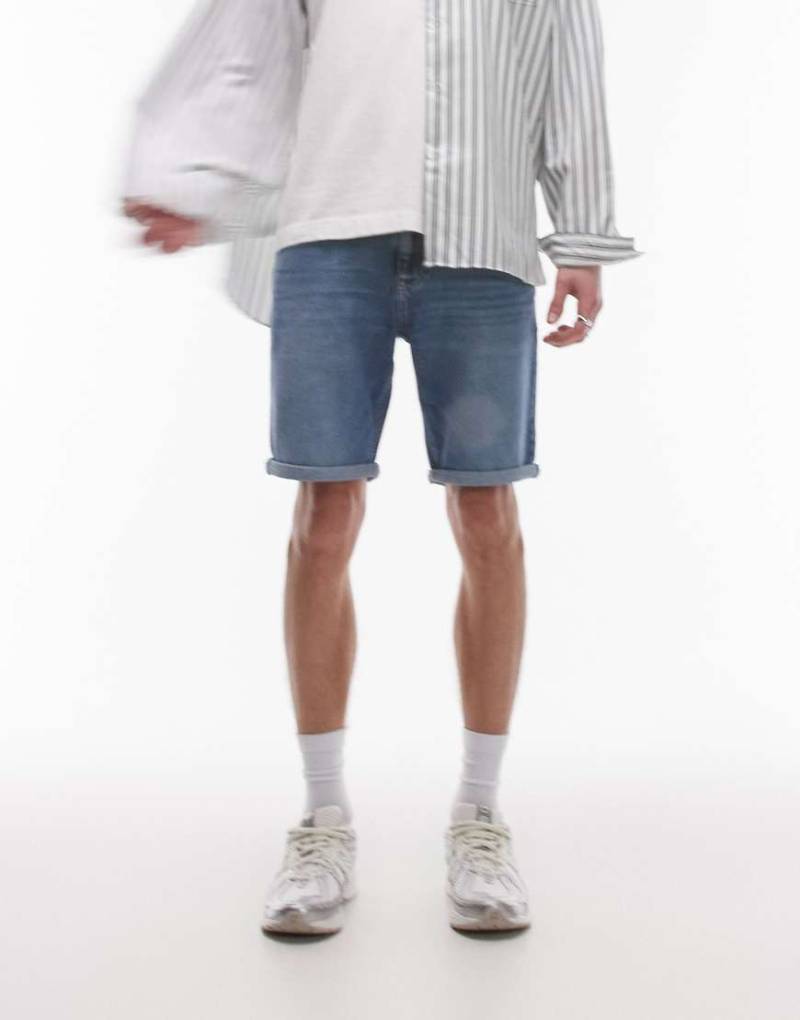 Tommy Jeans - Scanton - Slim-Fit-Jeans-Shorts in mittlerer Waschung mit Umschlag-Blau von Tommy Jeans
