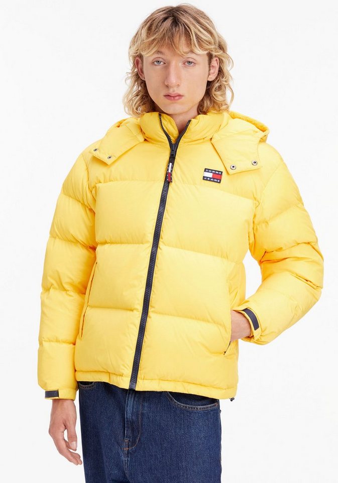 Tommy Jeans Steppjacke TJM ALASKA PUFFER mit Markenlabel von Tommy Jeans