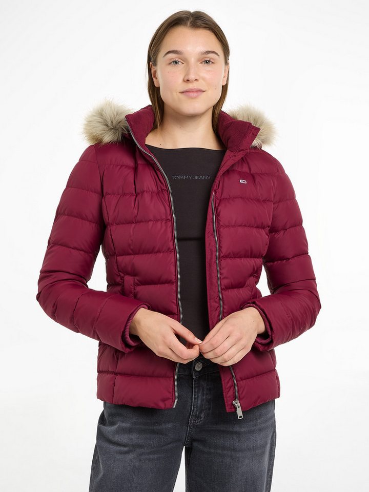 Tommy Jeans Steppjacke TJW BASIC HOODED DOWN JACKET EXT mit Logostickerei von Tommy Jeans