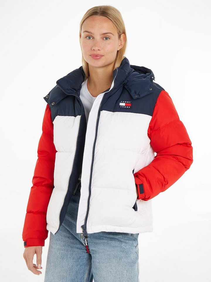 Tommy Jeans Steppjacke TJW CBLK ALASKA PUFFER im modischem Colorblocking, mit Kapuze von Tommy Jeans