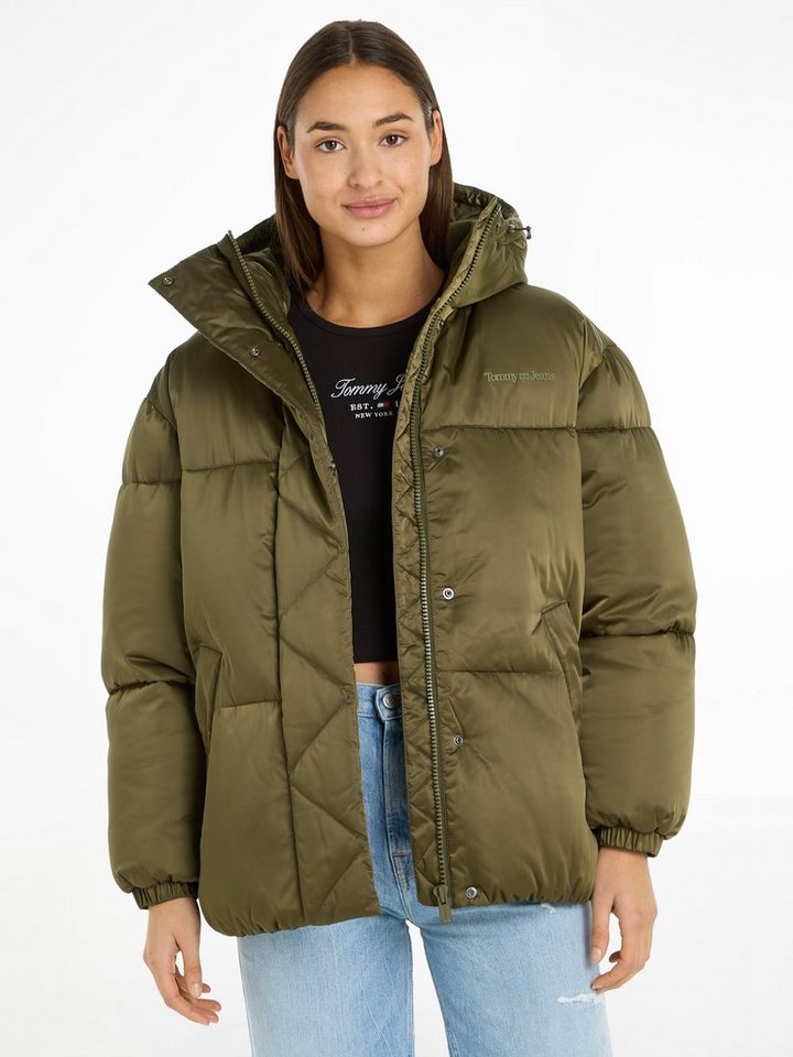 Tommy Jeans Steppjacke TJW OVR SATIN PUFFER mit Tommy Jeans Markenlabel von Tommy Jeans