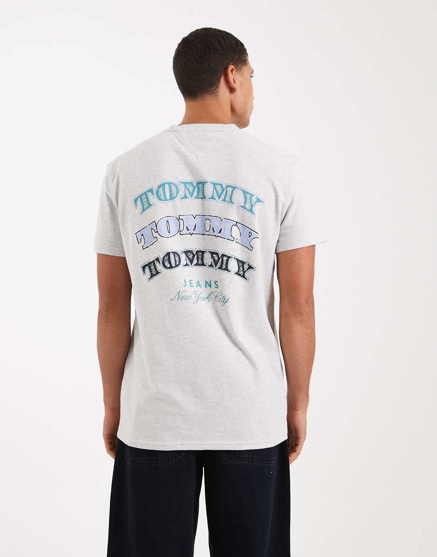 Tommy Jeans - T-Shirt in Hellgrün mit Dollar-Stapel-Logo-Grau von Tommy Jeans