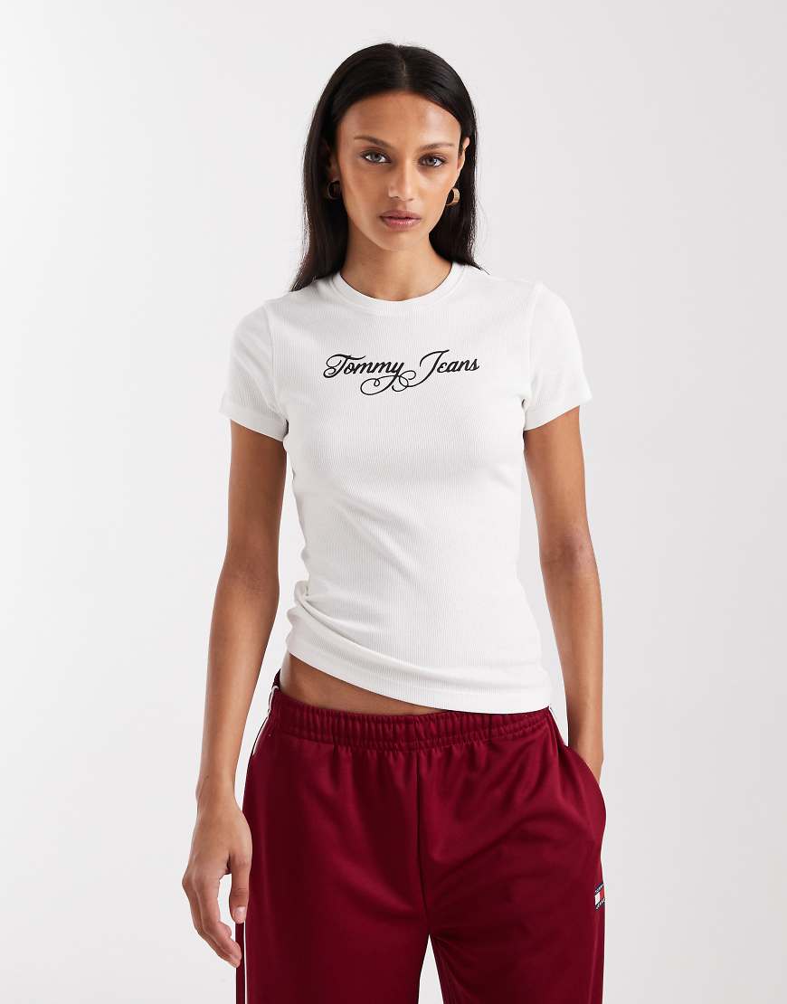 Tommy Jeans - T-Shirt in Weiß mit Schriftzug-Logo von Tommy Jeans