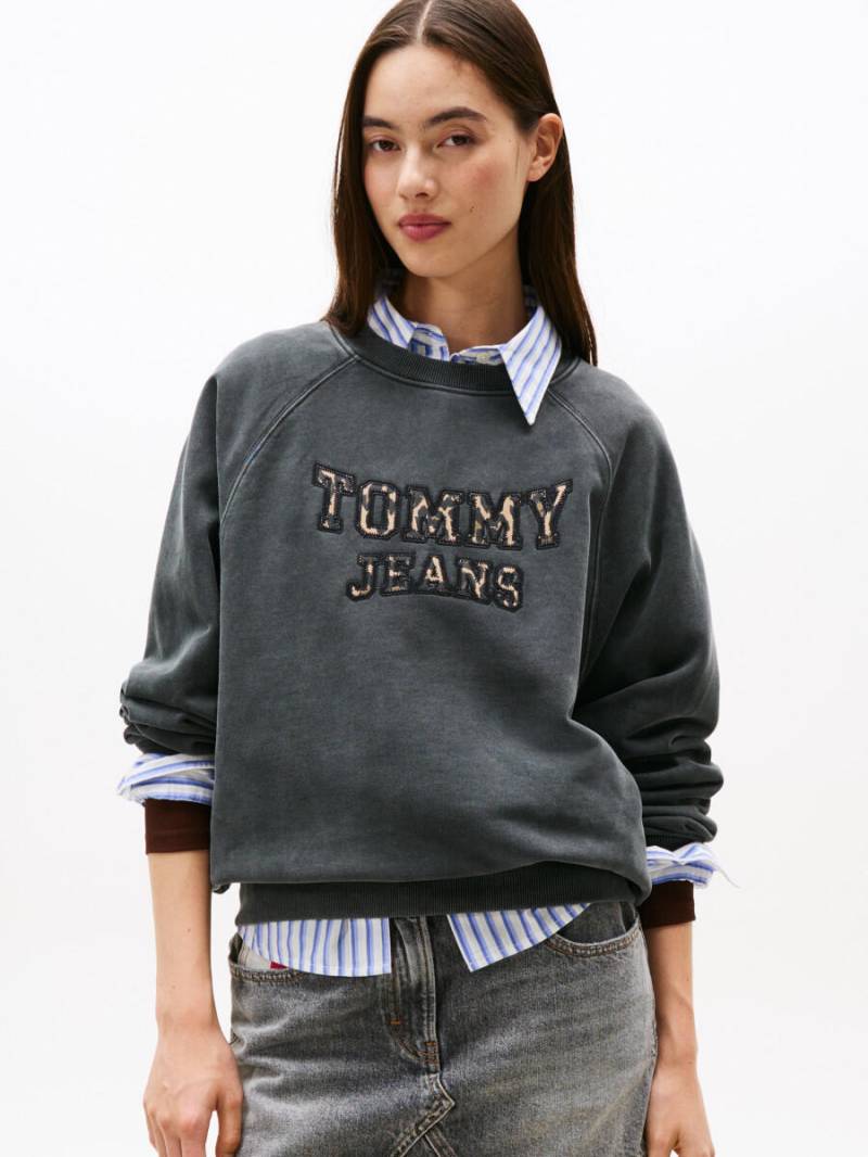 Tommy Jeans - Varsity Boxy Fit Sweatshirt mit Leoparden-Logo grau/schwarz - Gr. - XS von Tommy Jeans