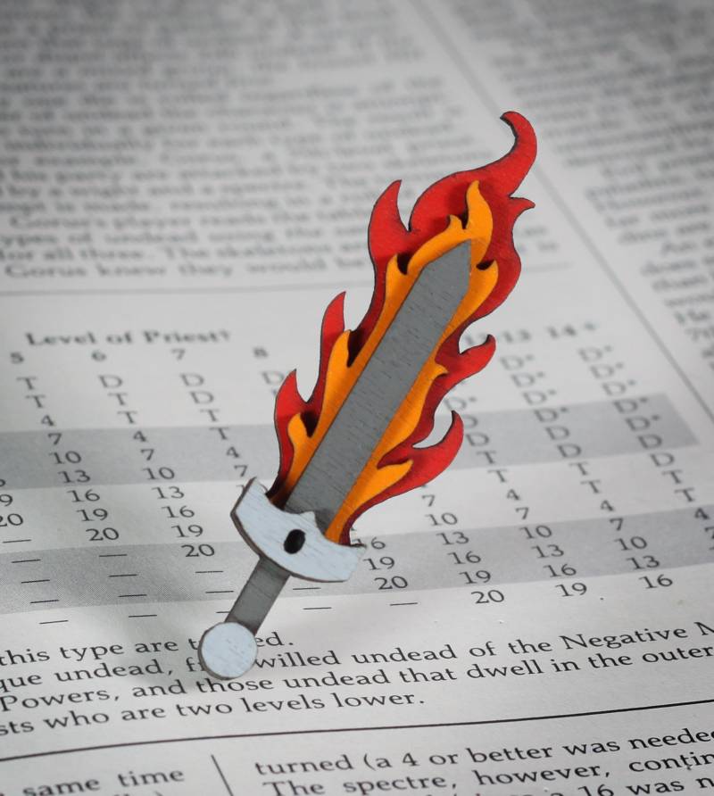 Flammendes Schwert Brosche -Quest Kollektion von TomskyStore