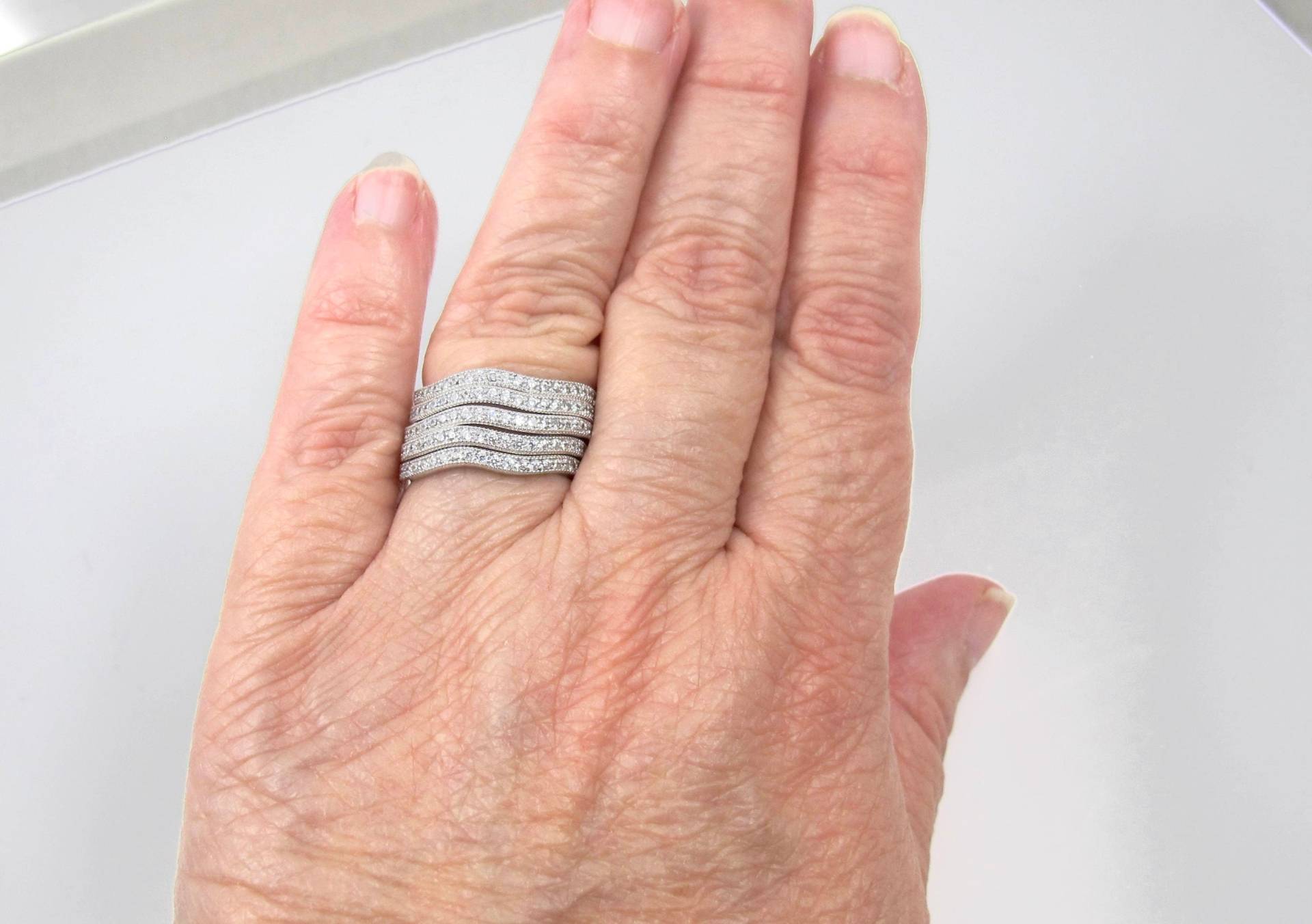 sterling Silber Cz Bandring Fünfreihiger Ewigkeits-Jubiläumsring sterling Silber Cz Bandring Fünfreihiger Ewigkeits-Jubiläumsring von TonettesTreasures