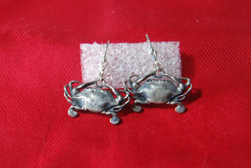 sterling Silber Krabbe Baumelnde Ohrringe An Brisuren sterling Silber Krabbe Baumelnde Ohrringe An Brisuren von TonisSouthernJewels