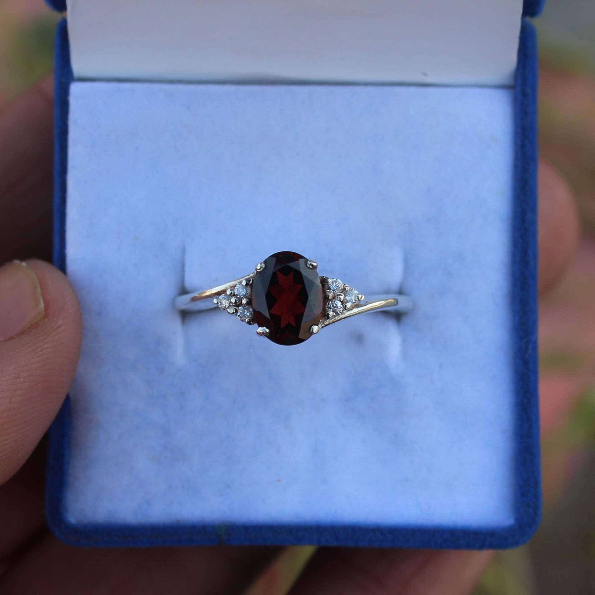 Mosambik Roter Granat Ring 925 Sterling Silber Handgemachter Stapelbarer Versprechen Geschenk Für Sie von Tonyjewellers