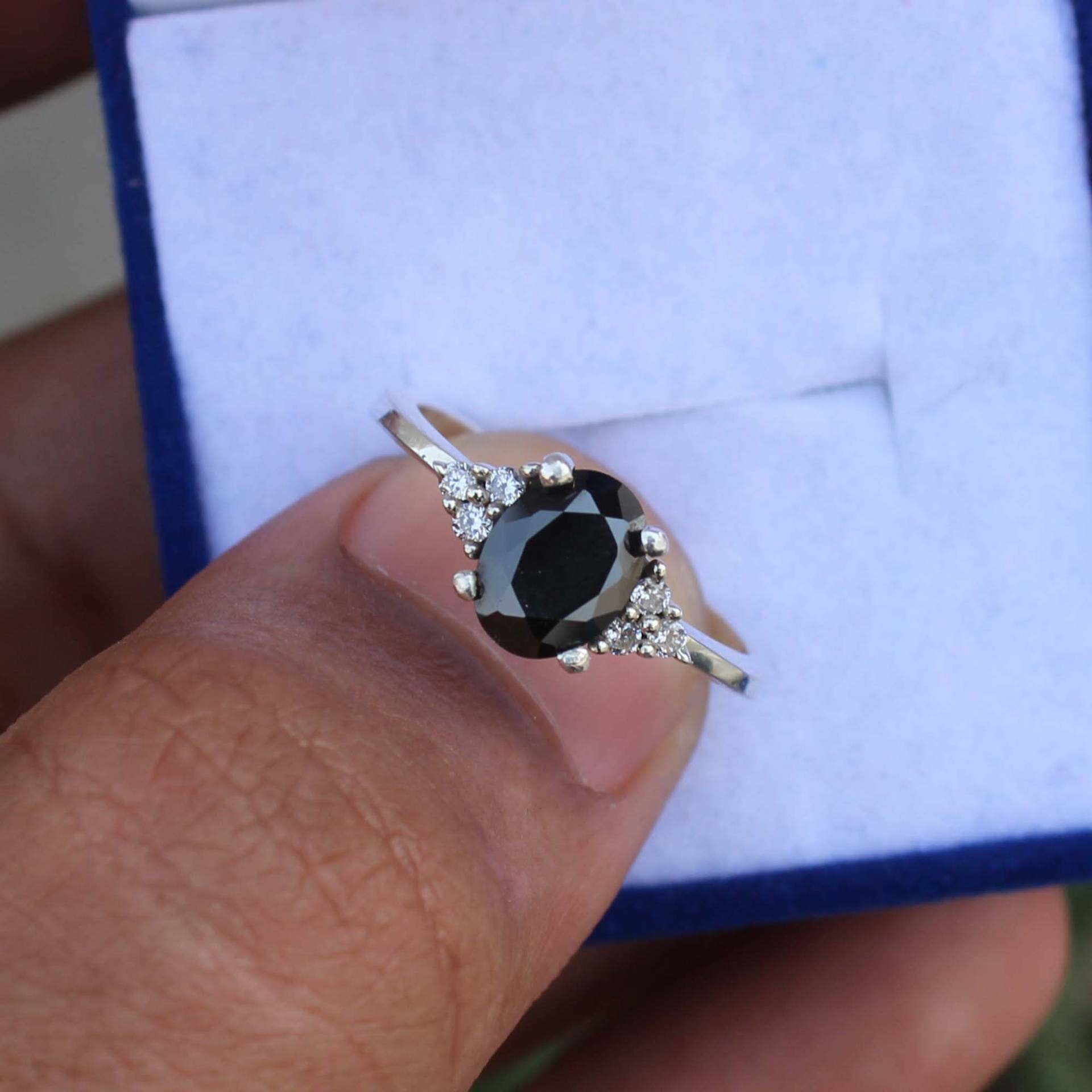 Super Qualität Schwarz Spinell Verlobungsring Silber Hochzeit Ring 6x8 Mm Oval Geschnitten Vintage Frauenring Versprechen Geschenke von Tonyjewellers