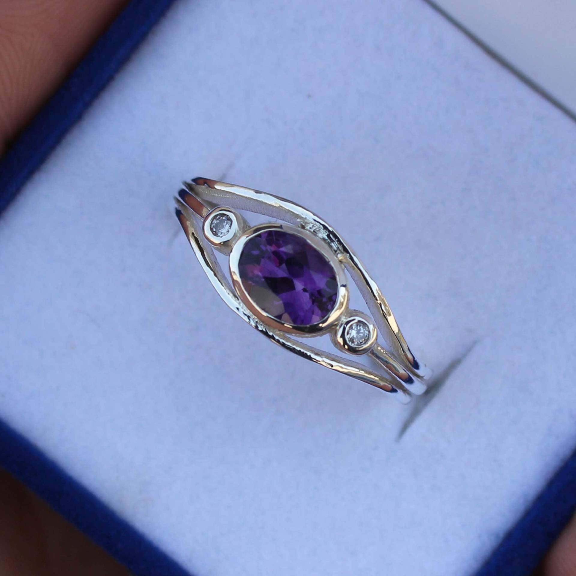 Zierliche Amethyst Verlobungsring Sterling Silber Ring Statement Birthstone Versprechen Vintage Kristall von Tonyjewellers