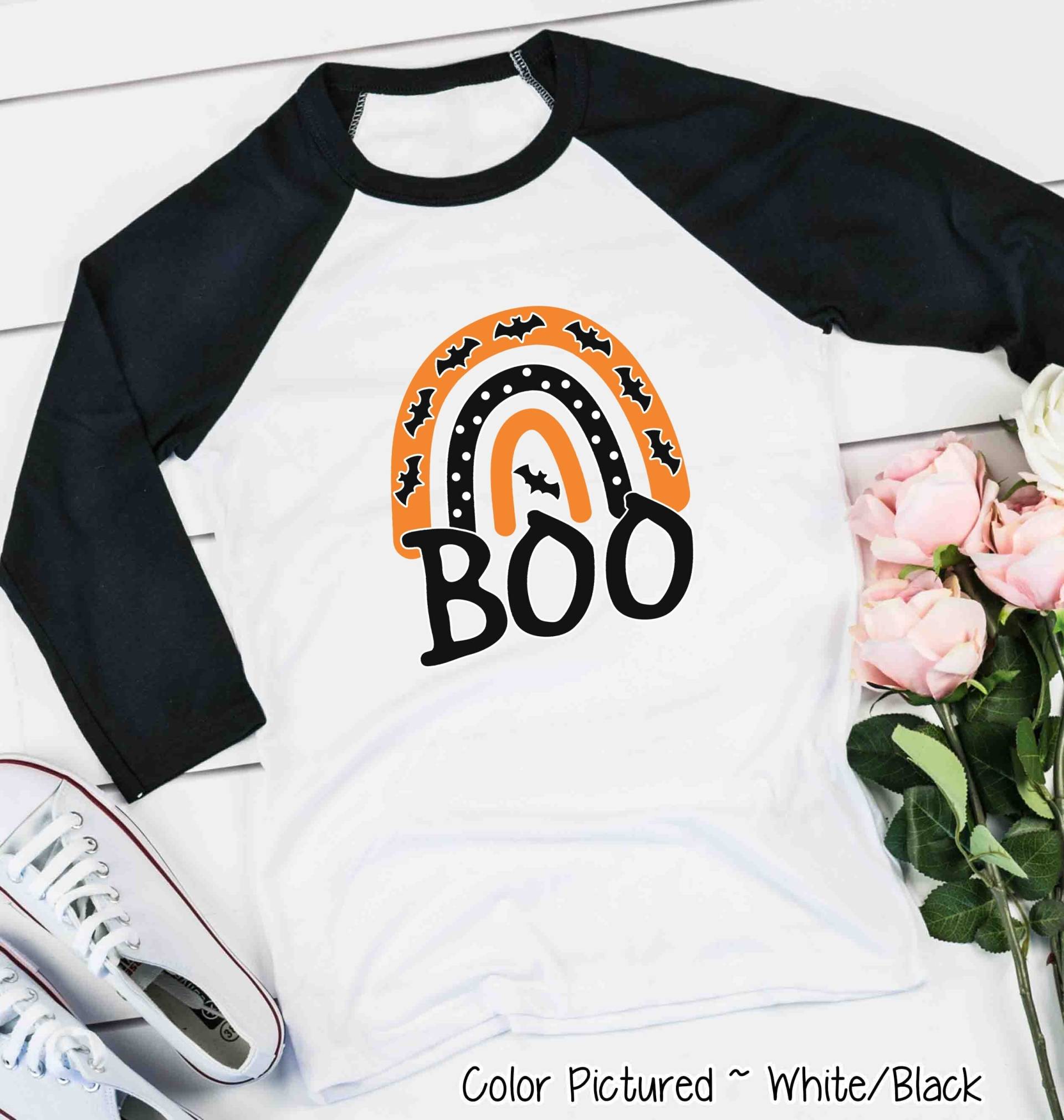 Halloween Boo Regenbogen Shirt, Süßes Mädchen T-Shirt, Kinder Shirt Für Sie, Familie Matching, Raglan von TooCuteCustomDesign