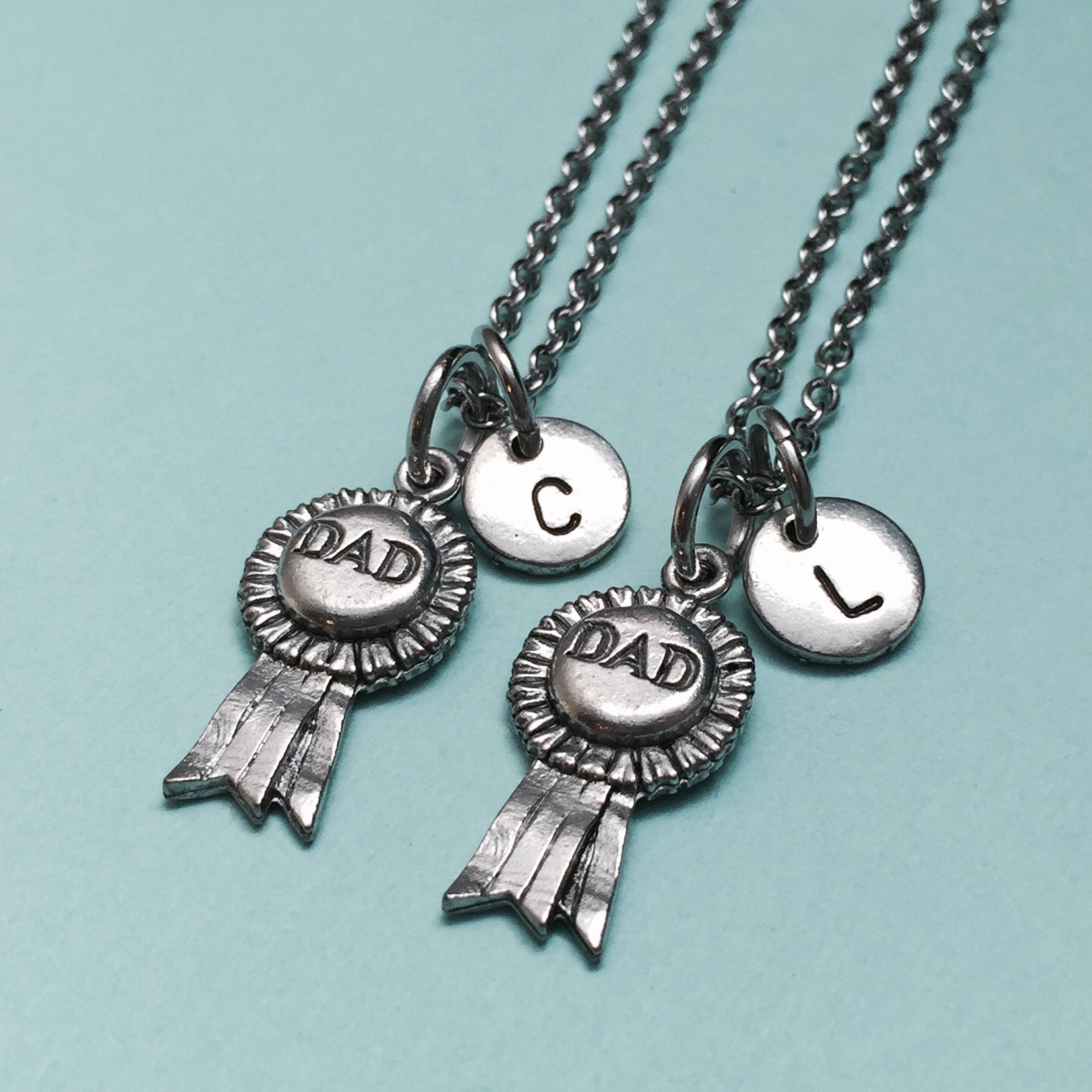 Am Besten Sie Freund, Papa Band Halskette, Vatertag Kette, Bff, Schwester, Freundschaft Schmuck, Personalisierte Anfangsmonogramm von Toodaughters