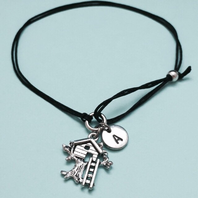 Baumhaus Schnur Armband, Bettelarmband Baumhaus, Verstellbare Bettelarmband, Personalisierte Initial, Monogramm von Toodaughters