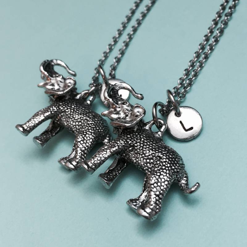 Beste Freund Halskette, Elefant-Halskette, Tier Kette, Bff, Schwester, Freundschaft Schmuck, Personalisierte Erste Monogramm von Toodaughters