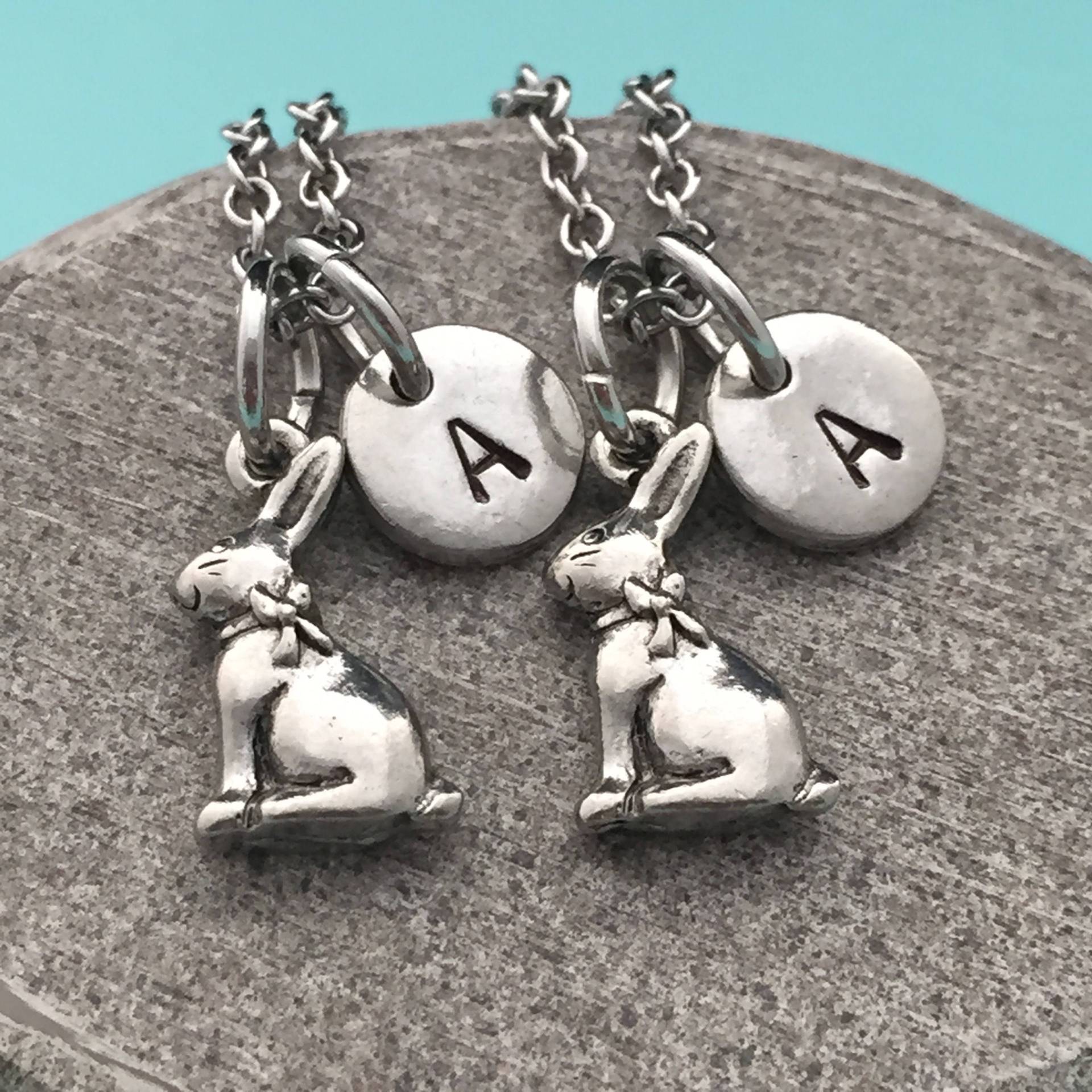 Beste Freund Halskette, Hase, Tier Kette, Bff Schwester, Freundschaft Schmuck, Personalisierte, Initiale, Monogramm von Toodaughters