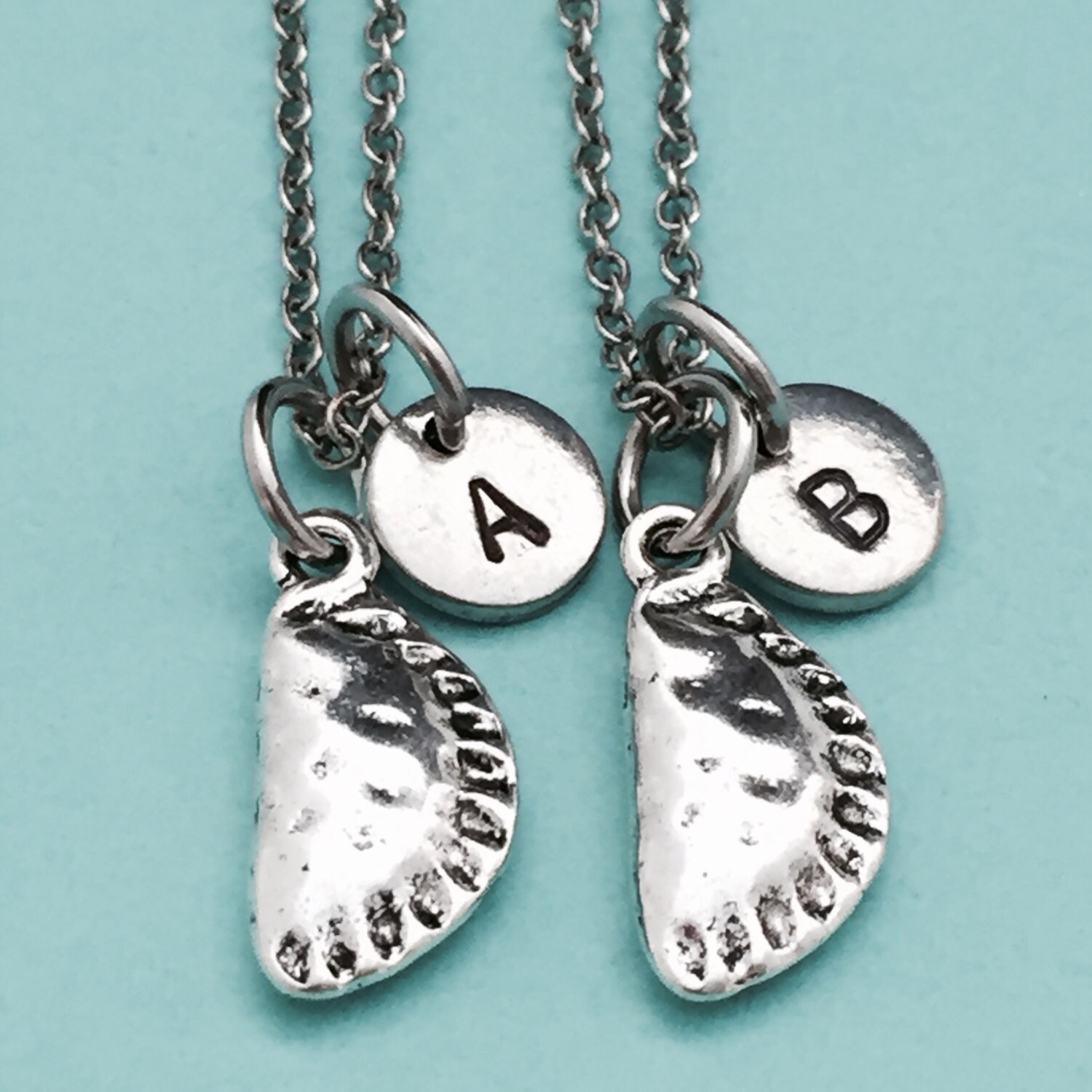 Besten Freund Halskette, Apfelkuchen Halskette Essen, Bff Schwester, Freundschaft Schmuck, Personalisierte Initial, Monogramm von Toodaughters