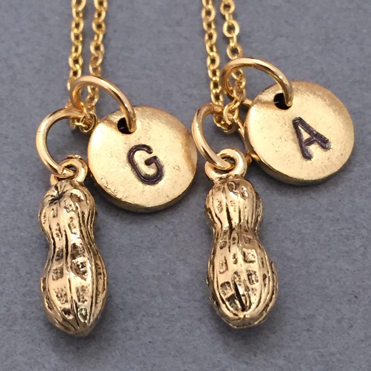 Besten Freund Halskette, Erdnuss Collier, Halskette Essen, Bff Schwester, Freundschaft Schmuck, Personalisierte Initial, Monogramm von Toodaughters