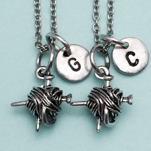 Besten Freund Halskette, Rolle Garn Nähen Bff Schwester, Freundschaft Schmuck, Kollier, Personalisierte, Initial, Monogramm von Toodaughters