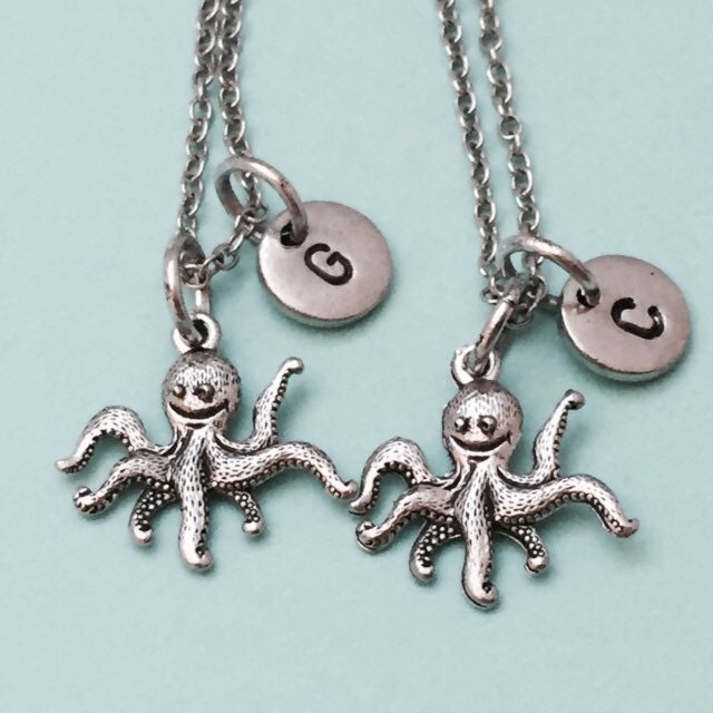 Bester Freund Collier, Krake Charm Halskette, Meer, Tier, Bff Schwester Schmuck Von Freundschaft, Freunde, Personalisierte, Anfängliche von Toodaughters