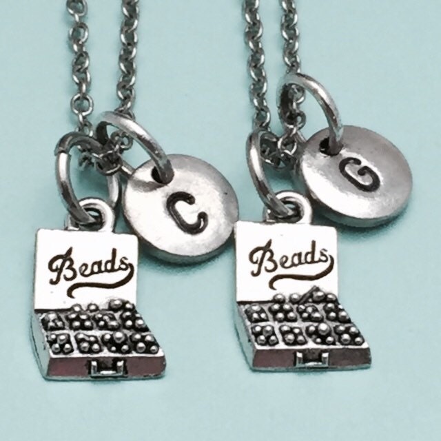 Bester Freund-Collier, Perlen Halskette, Halskette Nähen, Bff Schwester, Freundschaft Schmuck, Personalisierte, Initial, Monogramm von Toodaughters