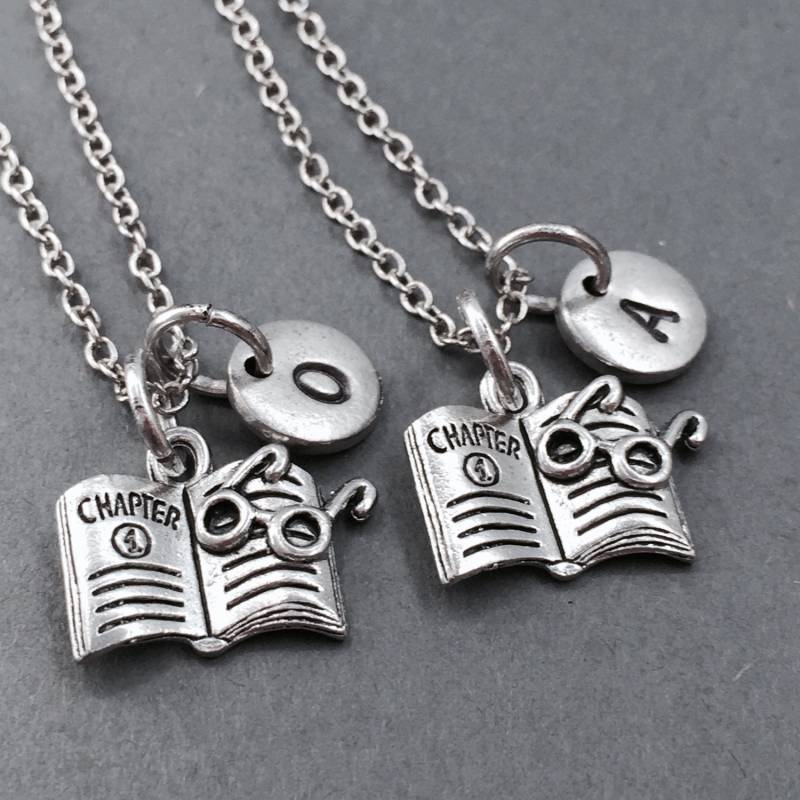 Bester Freund Halskette, Buch-Collier, Halskette Freundschaft, Personalisierte Bff Schwester Anfängliche Bester Freund Halskette, Buch-Collier, Halskette Freundschaft, Personalisierte Bff Schwester Anfängliche von Toodaughters