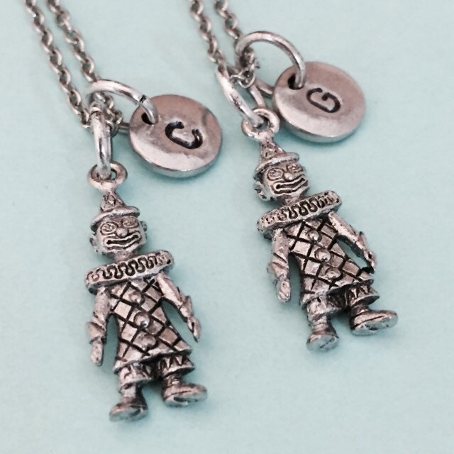 Bester Freund Halskette, Clown-Halskette, Zirkus-Charme, Clowns, Bff Freundschaft Schmuck, Schwester, Freunde, Personalisierte Halskette von Toodaughters