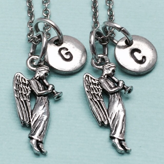 Bester Freund Halskette, Engel Collier, Religiöse Bff Schwester, Freundschaft Schmuck, Personalisierte, Initial, Momogram von Toodaughters