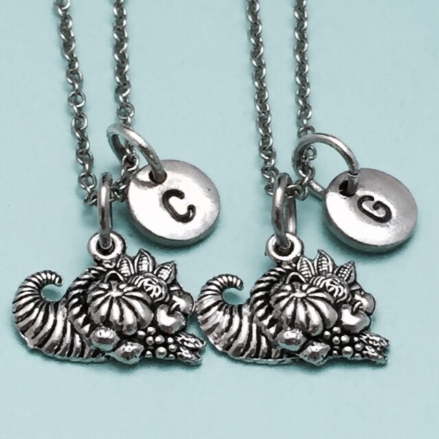 Bester Freund Halskette, Füllhorn Halskette Erntedankfest, Bff Schwester, Freundschaft Schmuck, Personalisierte, Initial, Monogramm von Toodaughters