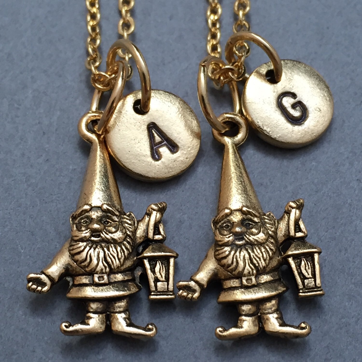 Bester Freund Halskette, Halskette Gnome, Garten-Ringelblume Collier, Bff Schwester, Freundschaft Schmuck, Personalisierte, Initial, Monogramm von Toodaughters