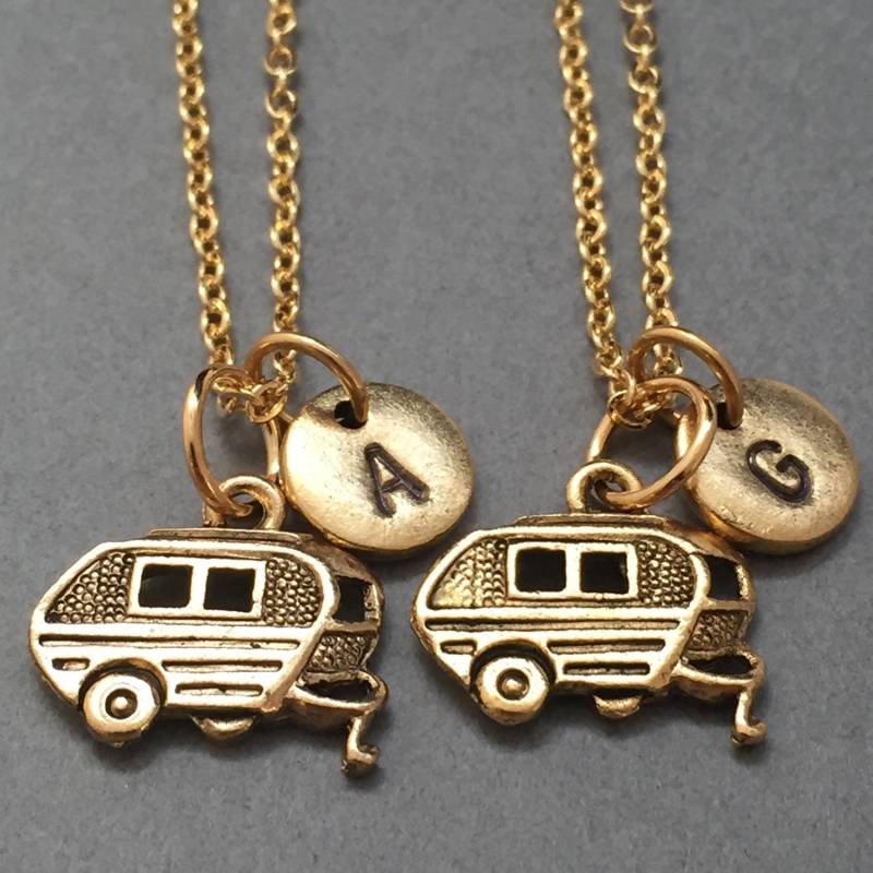 Bester Freund Halskette, Halskette Wohnmobil, Camping Collier, Bff Schwester, Freundschaft Schmuck, Personalisierte, Initial, Monogramm von Toodaughters