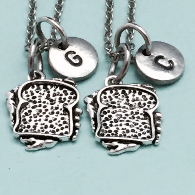 Bester Freund-Halskette, Sandwich-Kette, Essen Collier, Bff Halskette, Schwester, Freundschaft Schmuck, Personalisierte Initial, Monogramm von Toodaughters