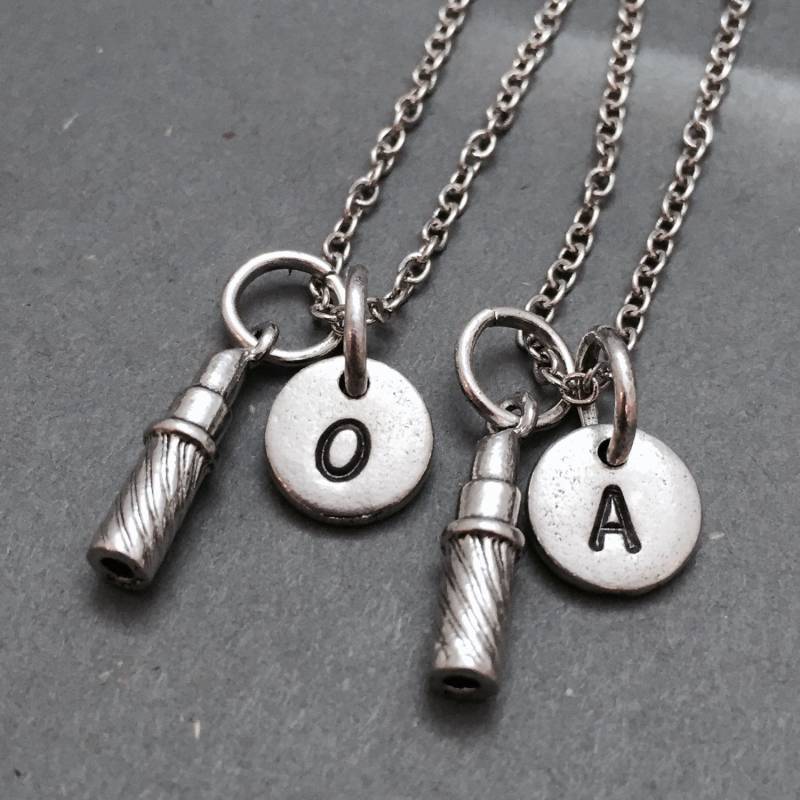 Bester Freund Halskette, Schwester, Lippenstift Charm Bff Halskette Collier, Freundschaft, Make-Up-Halskette, Anfängliche von Toodaughters