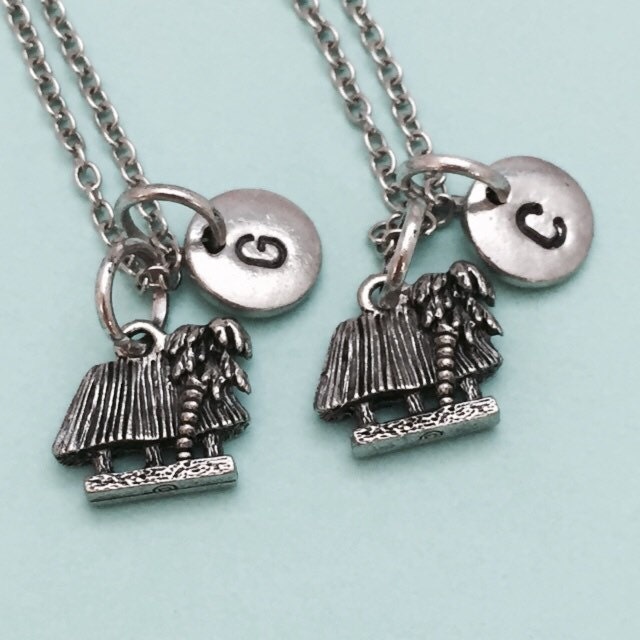 Bester Freund Halskette, Schwester Tiki Hütte Charme, Strand-Charme, Bff Halskette Collier, Schmuck Freundschaft, Freunde, Personalisierte von Toodaughters